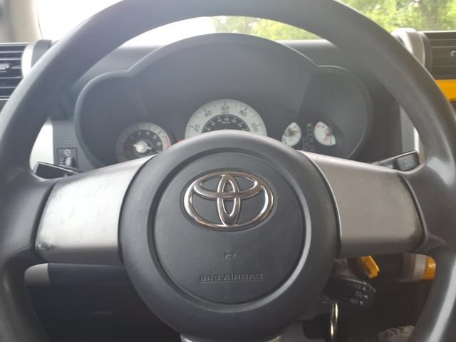 Used 2007 Toyota FJ Cruiser 4WD image 16