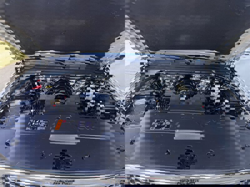 Used 2017 GMC Yukon XL Denali image 42