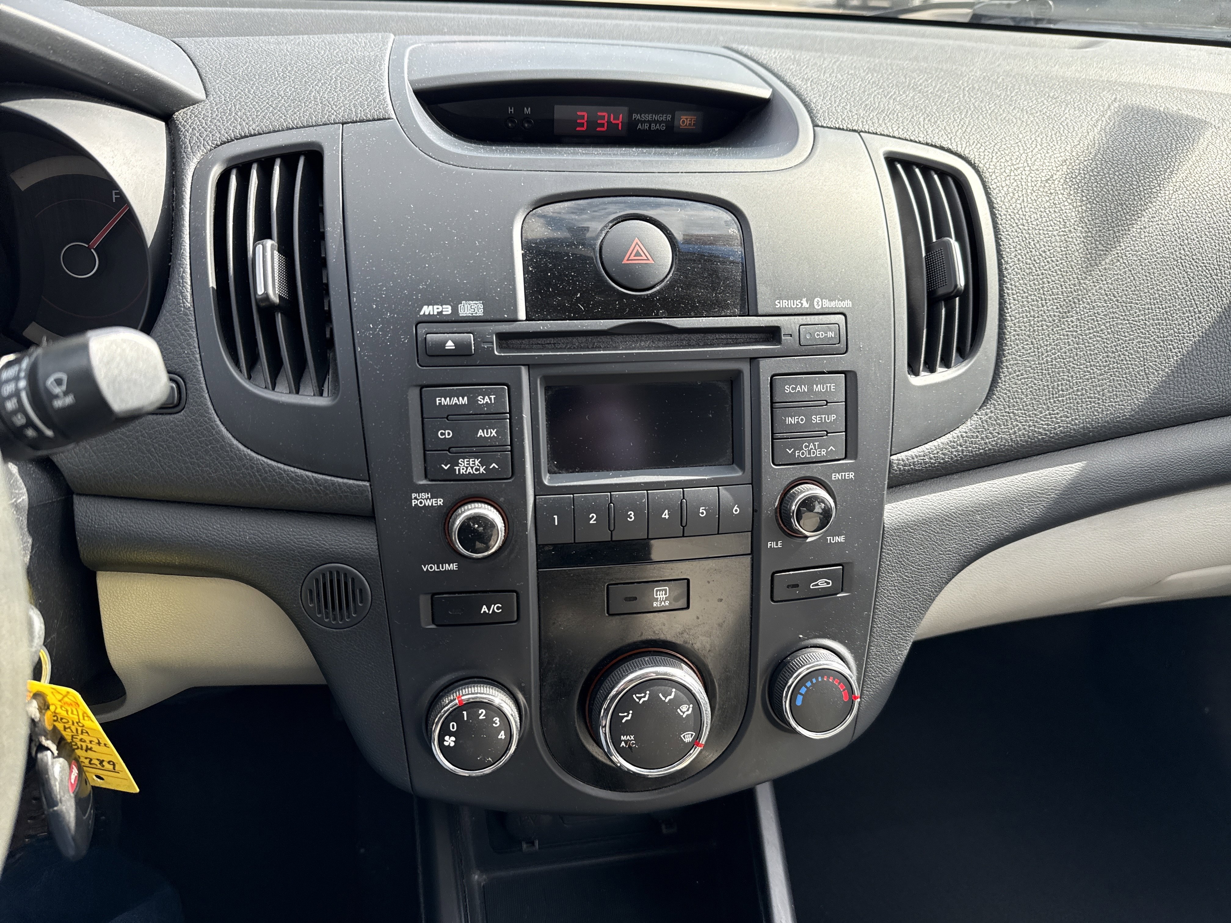 Used 2010 Kia Forte EX image 24