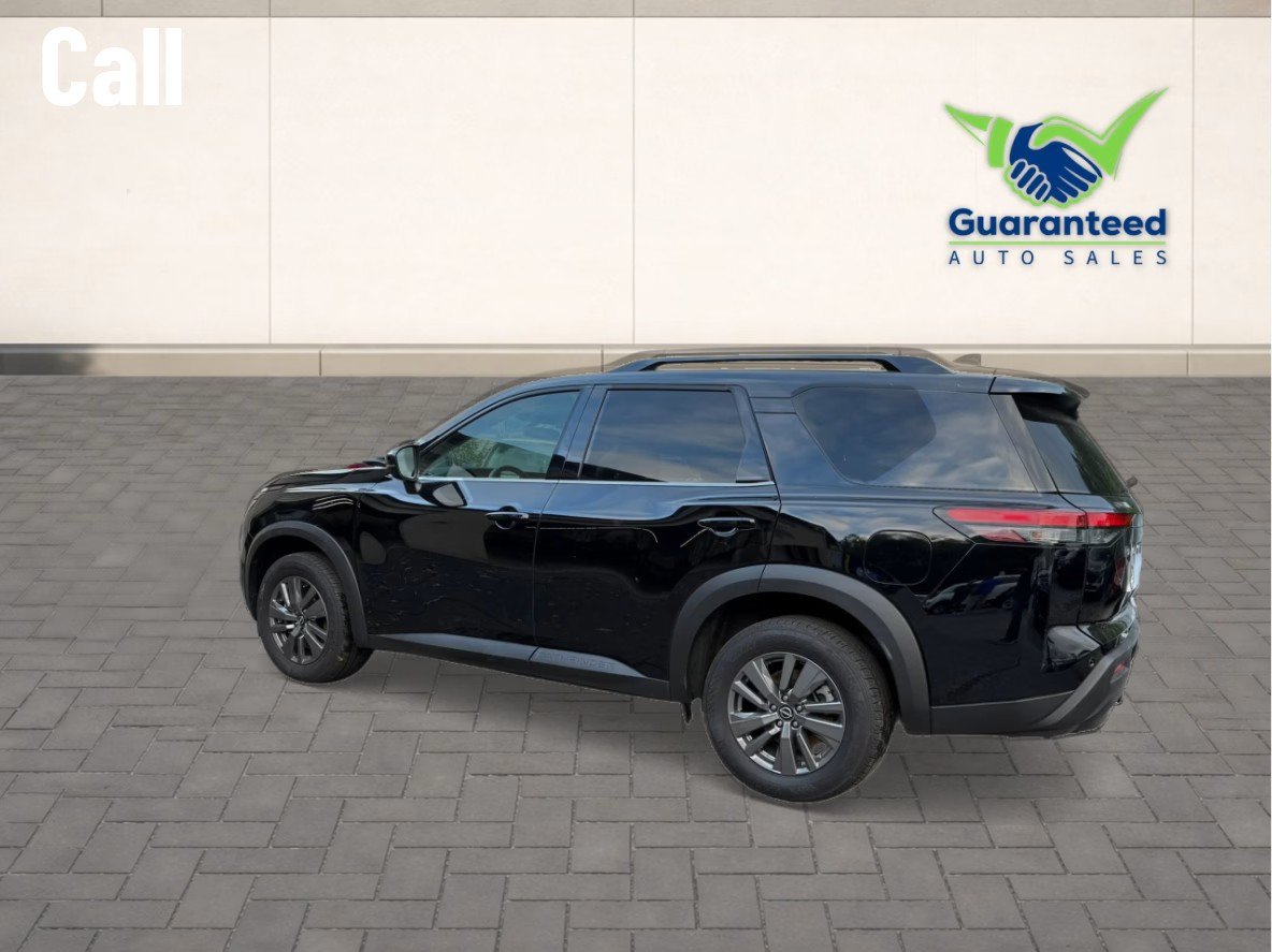 Used 2025 Nissan Pathfinder SV w/ SV Premium Package AWD/4WD image 7