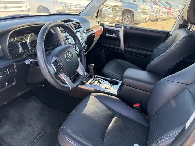 Used 2018 Toyota 4Runner 4WD image 17