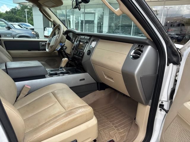 Used 2014 Ford Expedition EL XLT w/ Equipment Group 202A RWD image 15