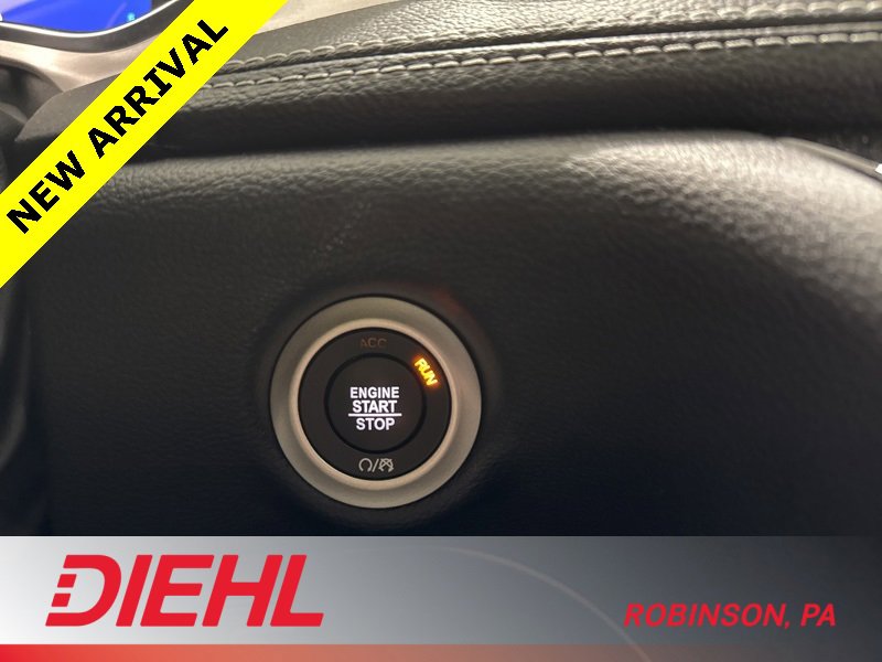 Used 2023 Chrysler Pacifica Limited w/ S Appearance Package image 29