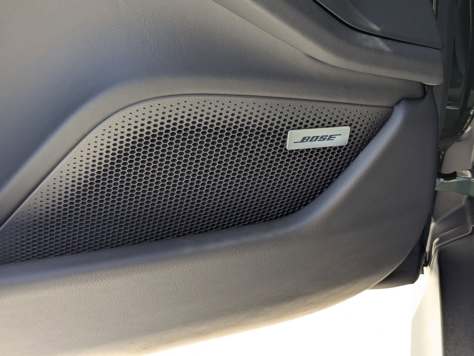New 2026 Porsche Taycan image 13