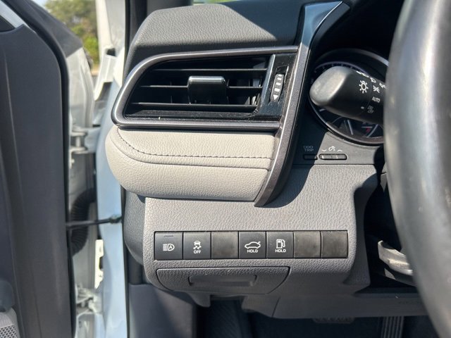 Used 2024 Toyota Camry SE image 26