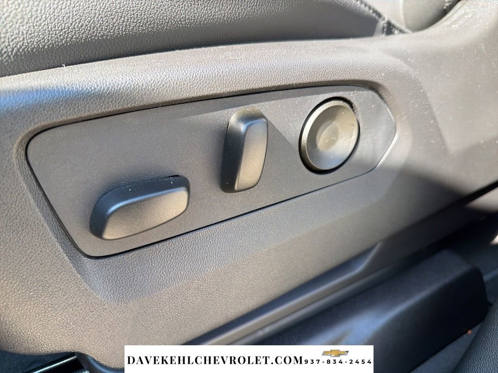 Used 2026 Chevrolet Suburban Z71 w/ Comfort Package AWD/4WD image 13