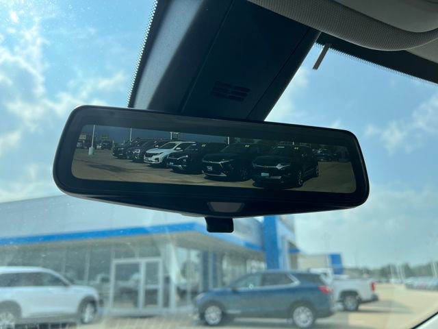 Used 2018 Chevrolet Traverse LT image 32