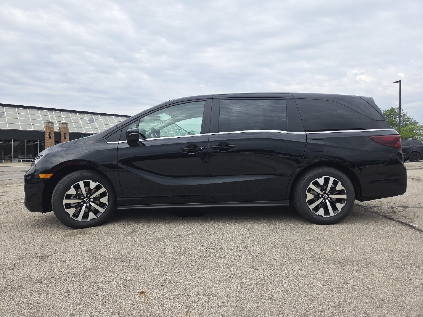New 2026 Honda Odyssey EX-L image 18