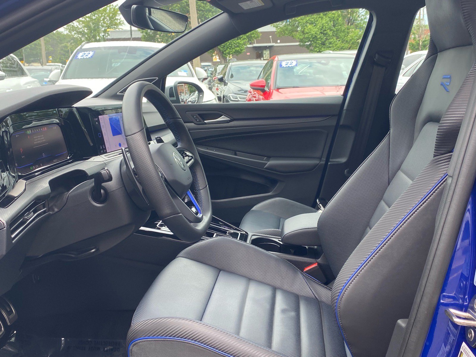 Used 2024 Volkswagen Golf R AWD/4WD image 13