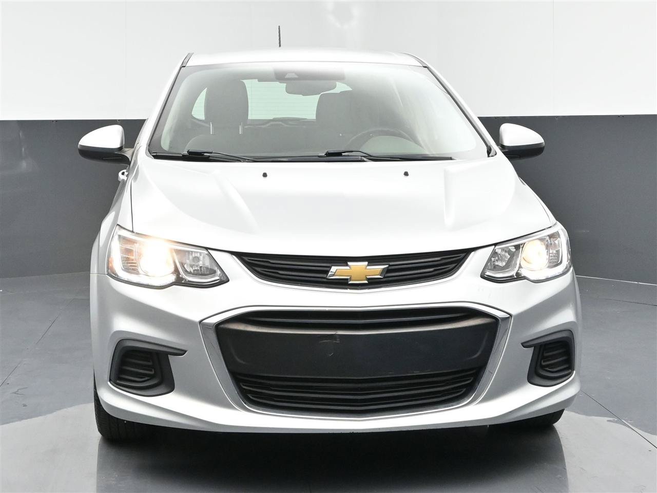 Used 2020 Chevrolet Sonic LT FWD image 2