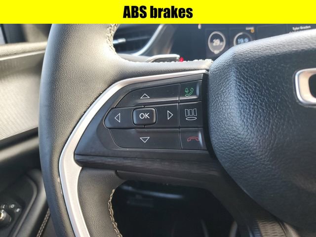 Certified 2023 Jeep Grand Cherokee Altitude image 11