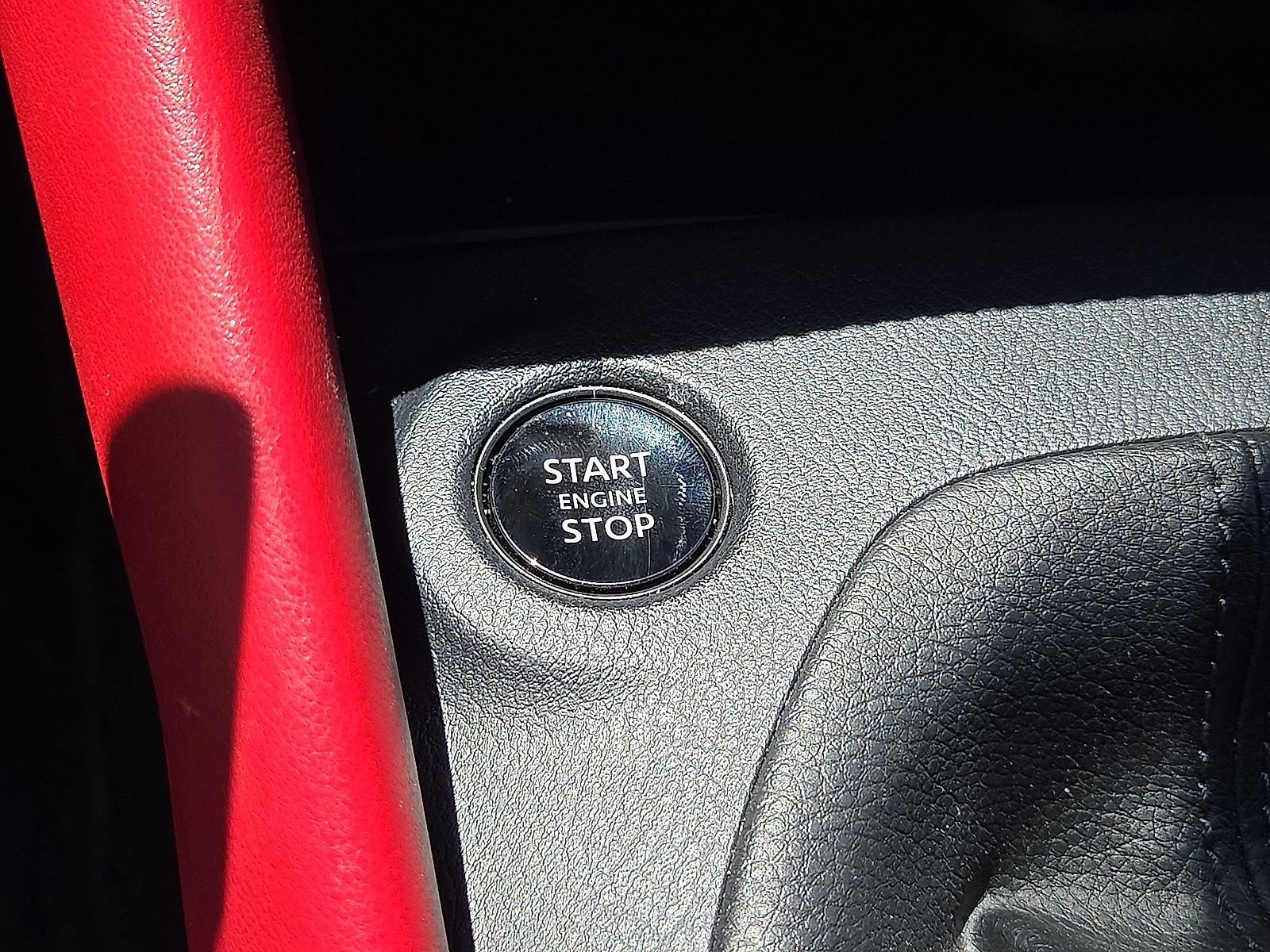 Used 2024 Nissan Z Performance w/ Floor Mat Package RWD image 33
