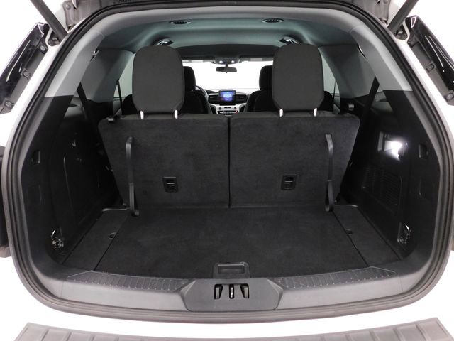 Used 2022 Ford Explorer XLT image 18