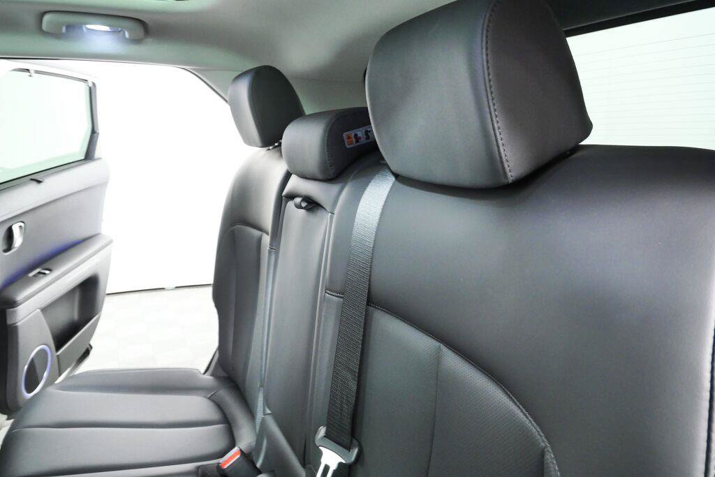 Used 2023 Hyundai Ioniq 5 Limited AWD/4WD image 20