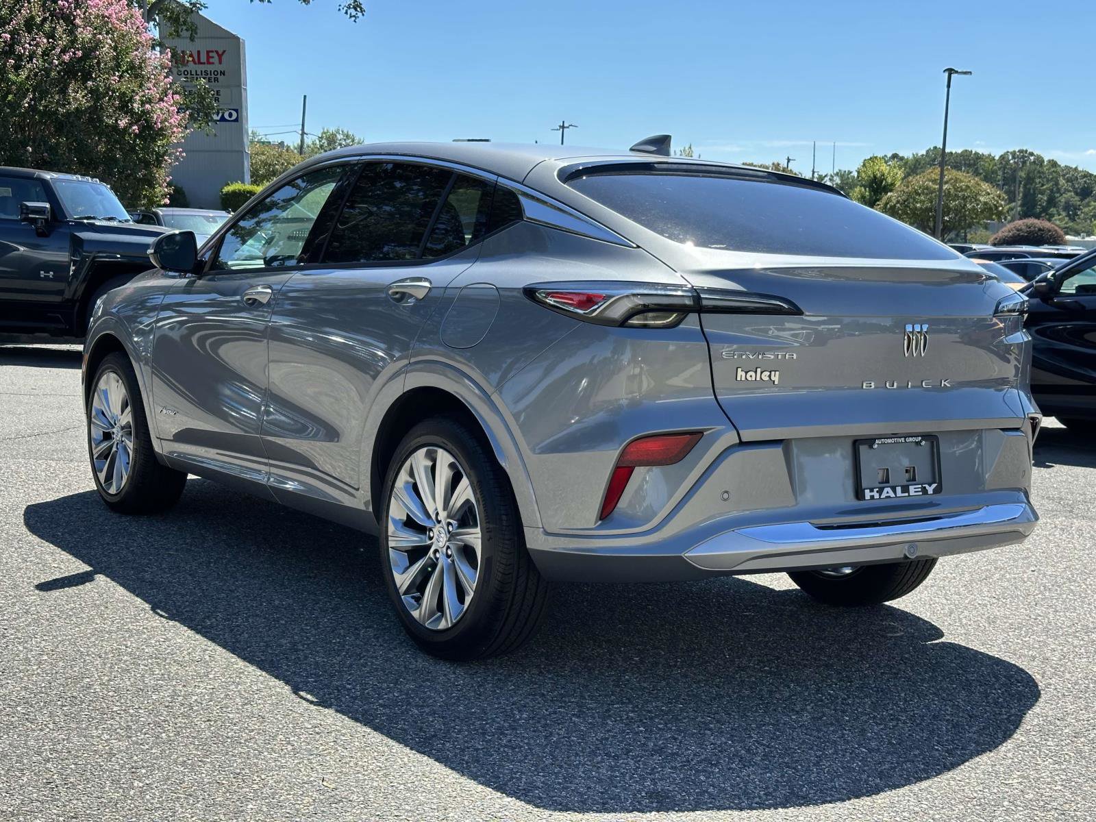New 2025 Buick Envista Avenir image 21