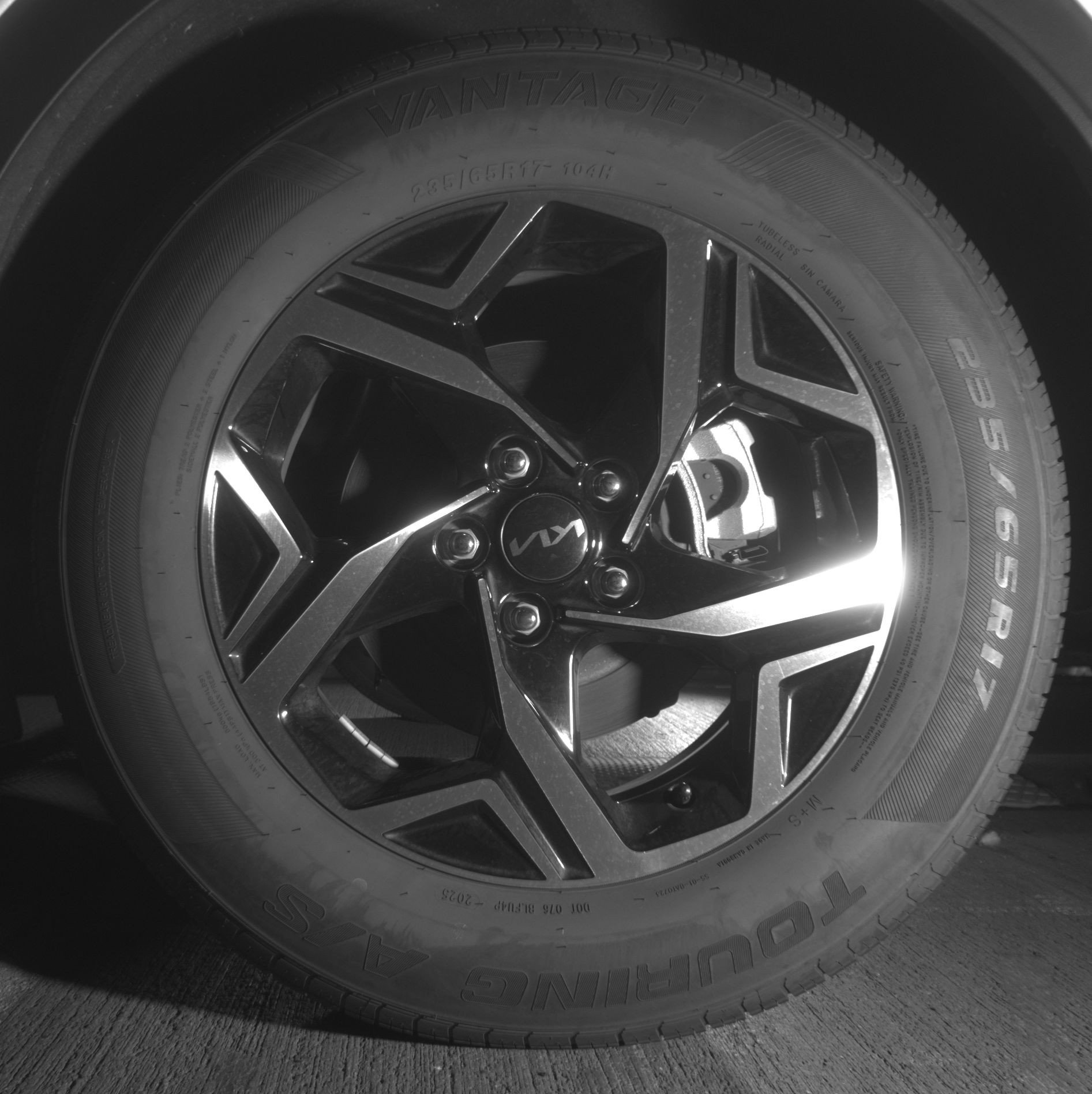 Used 2025 Kia Sportage LX image 14