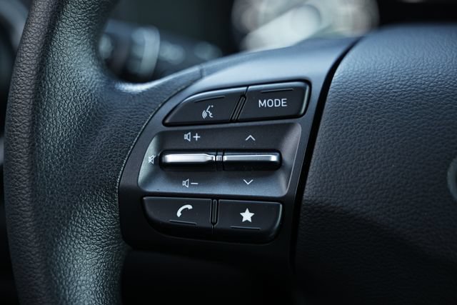 Used 2023 Hyundai Kona SE w/ Cargo Package FWD image 33