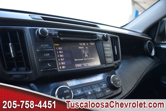 Used 2018 Toyota RAV4 XLE image 32