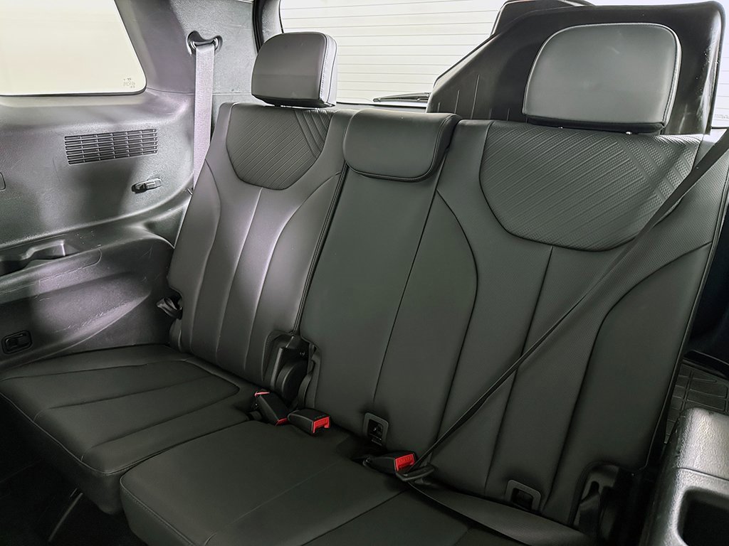 Used 2023 Hyundai Palisade SEL w/ Premium Package image 36