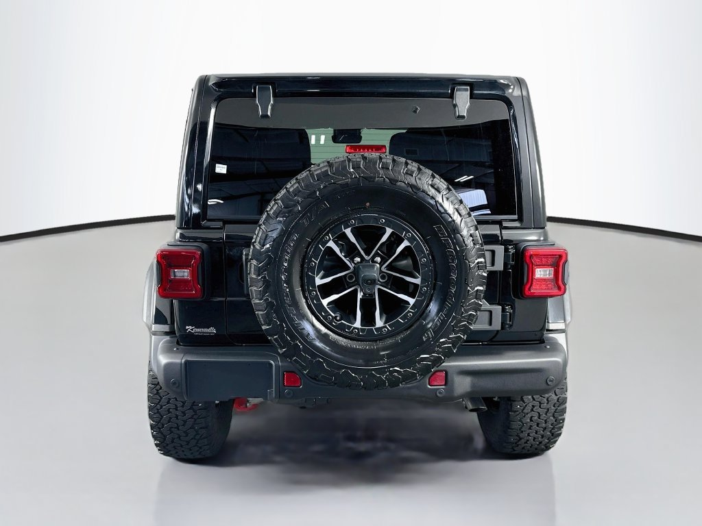 Used 2025 Jeep Wrangler Unlimited Rubicon AWD/4WD image 6