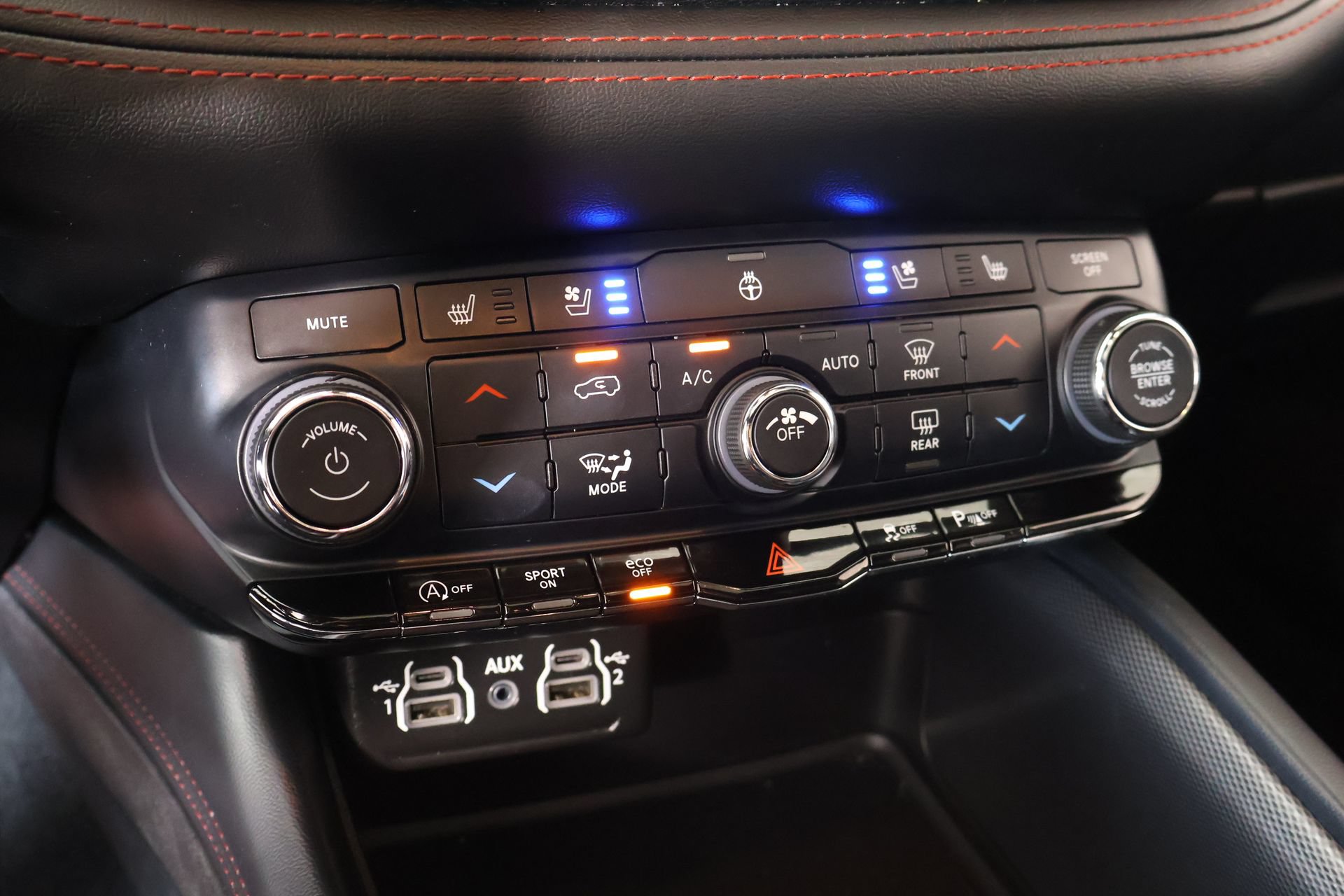 Used 2023 Dodge Durango GT AWD/4WD image 8