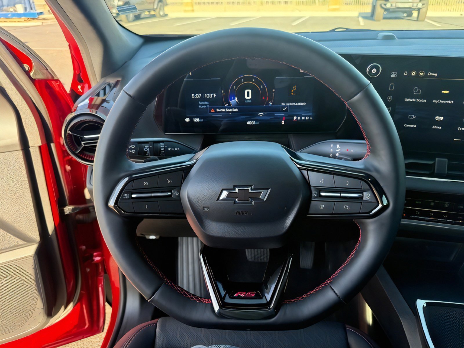 Used 2025 Chevrolet Equinox RS w/ Convenience Package III image 13