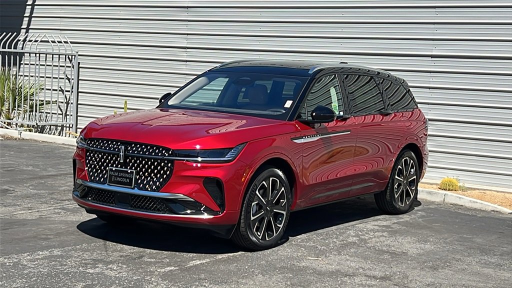 New 2025 Lincoln Nautilus Reserve image 2
