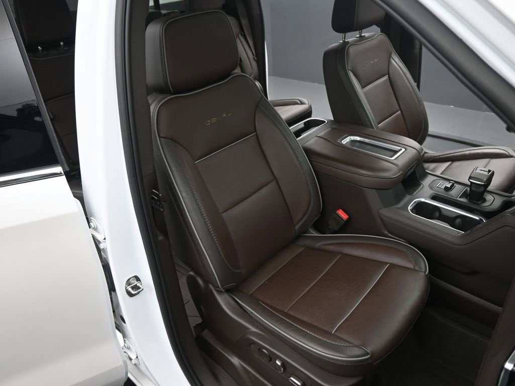 Used 2022 GMC Sierra 1500 Denali w/ Denali Reserve Package image 19