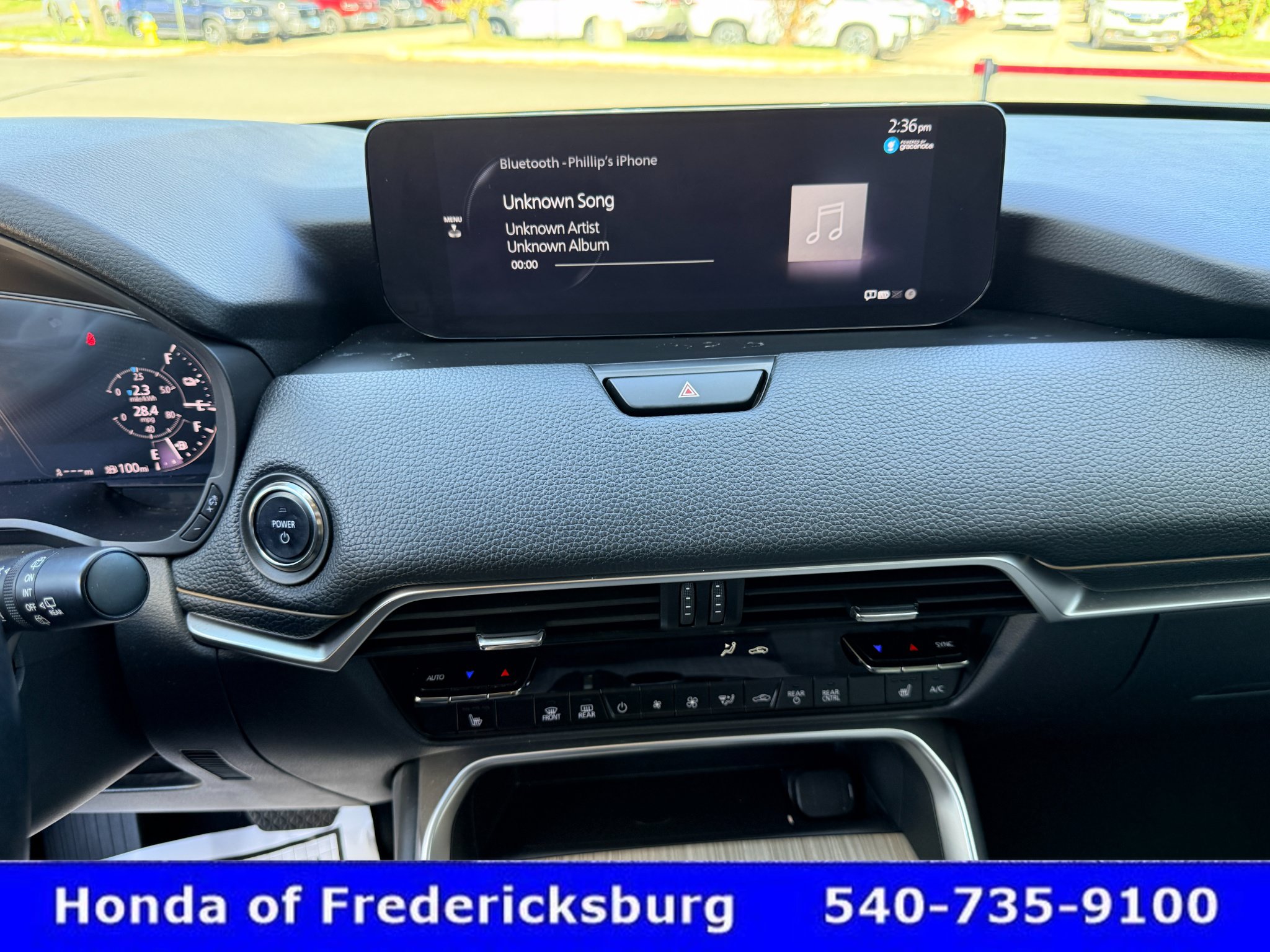Used 2024 MAZDA CX-90 Plug-In Hybrid w/ Preferred AWD/4WD image 27