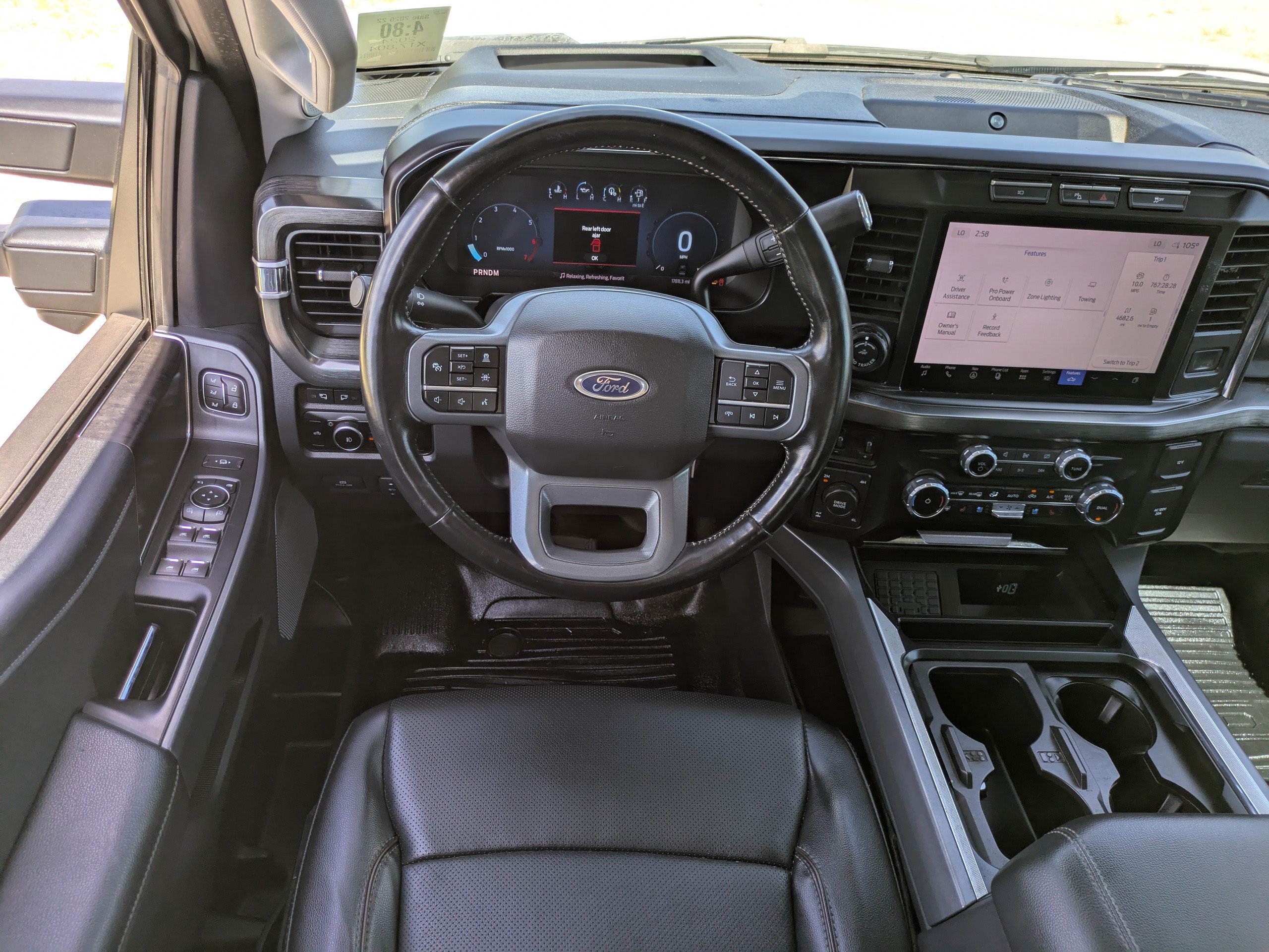Certified 2024 Ford F250 Lariat w/ Lariat Ultimate Package AWD/4WD image 15