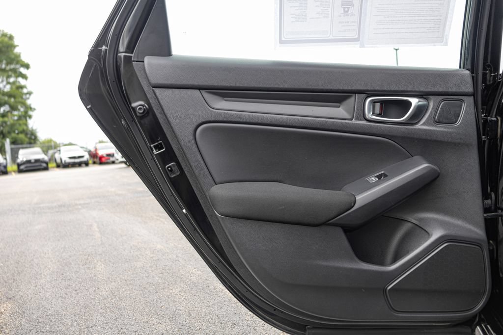Used 2025 Honda Civic LX image 28