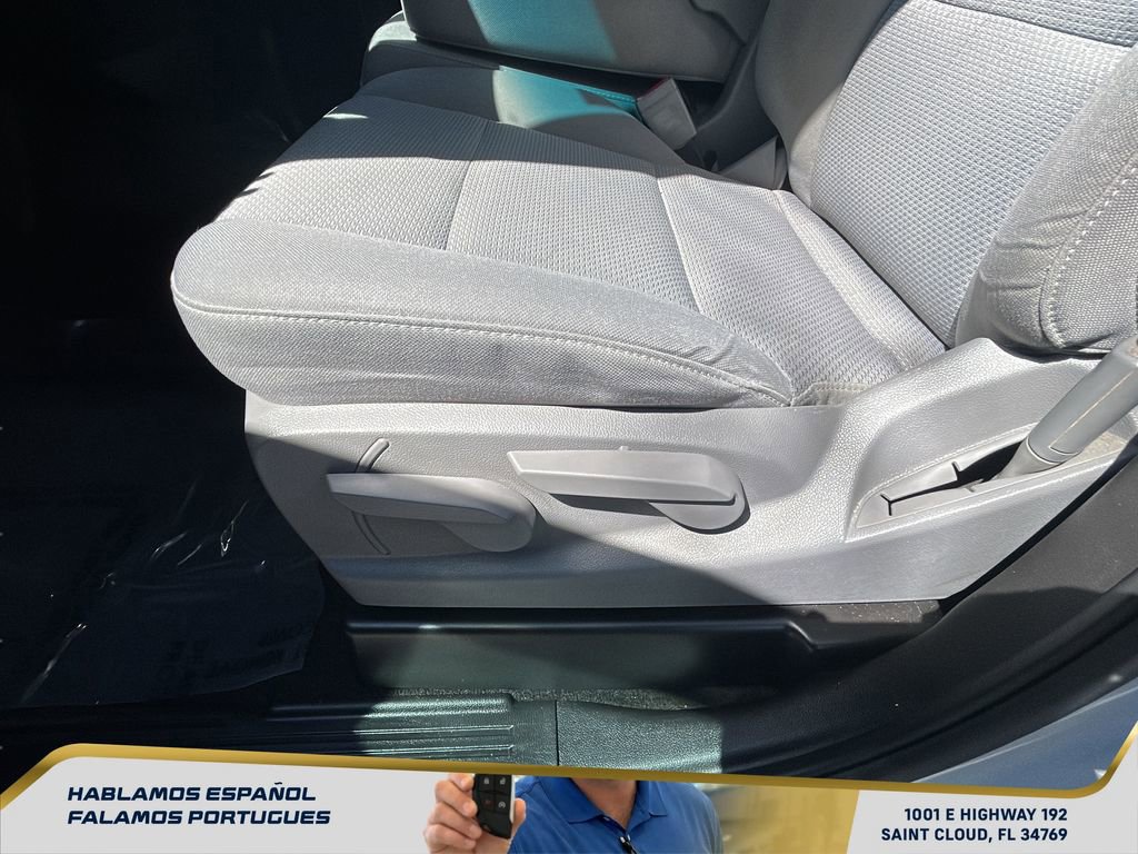 Used 2018 Chevrolet Silverado 1500 Custom w/ Custom Value Package image 16