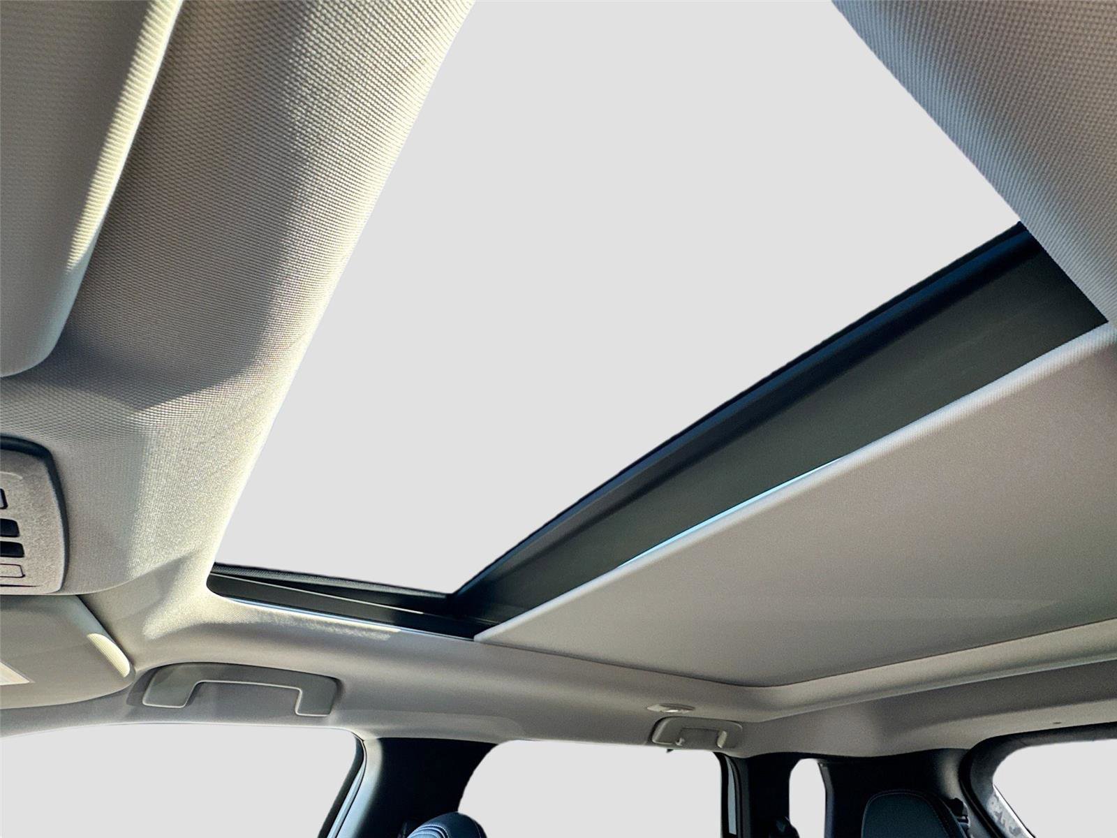 New 2025 Mitsubishi Outlander SEL image 22