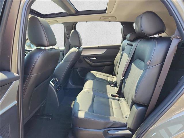 Used 2025 MAZDA CX-70 Plug-In Hybrid w/ Premium Pkg AWD/4WD image 16