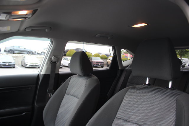 Used 2025 Kia Seltos LX AWD/4WD image 21