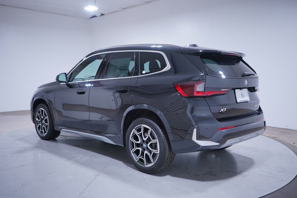 New 2026 BMW X1 xDrive28i w/ Convenience Package image 3