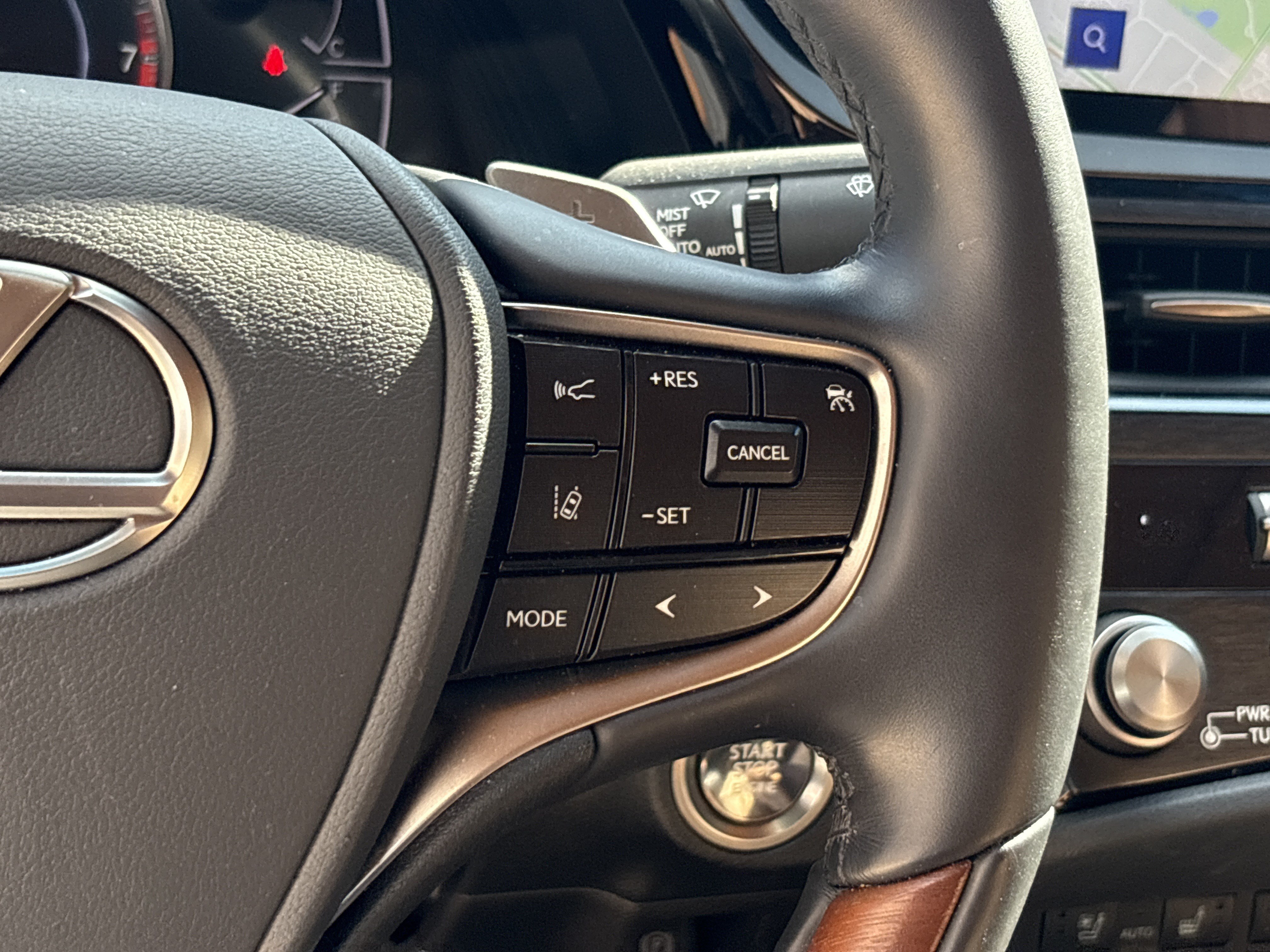 Certified 2025 Lexus ES 350 Ultra Luxury FWD image 20