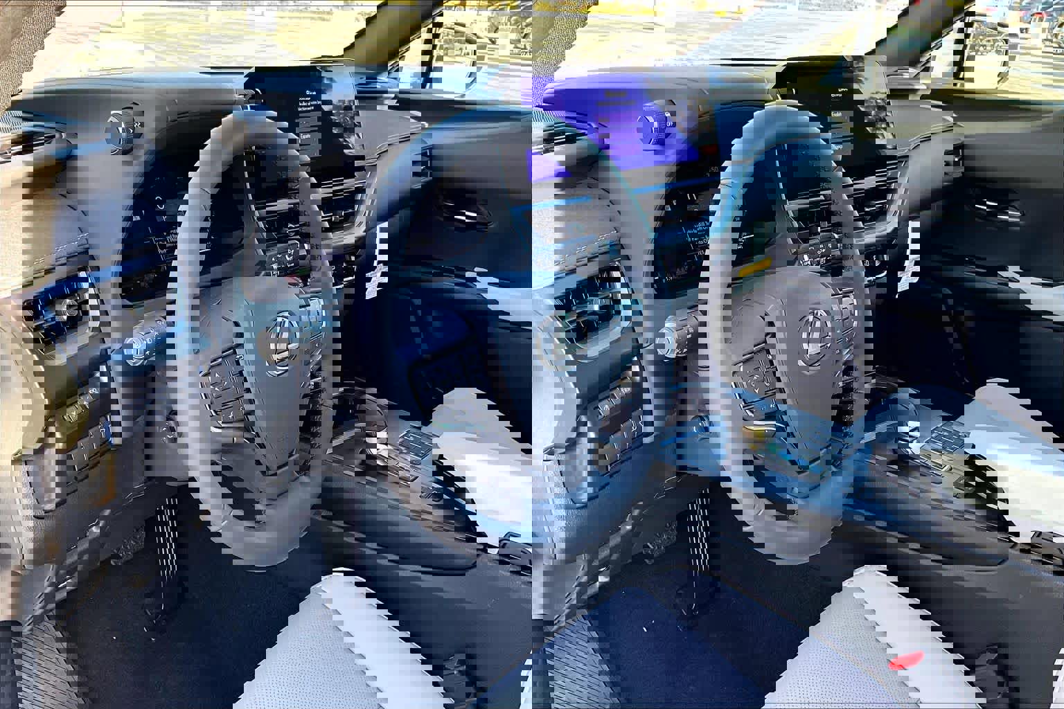 New 2026 Lexus UX 300h Premium image 10