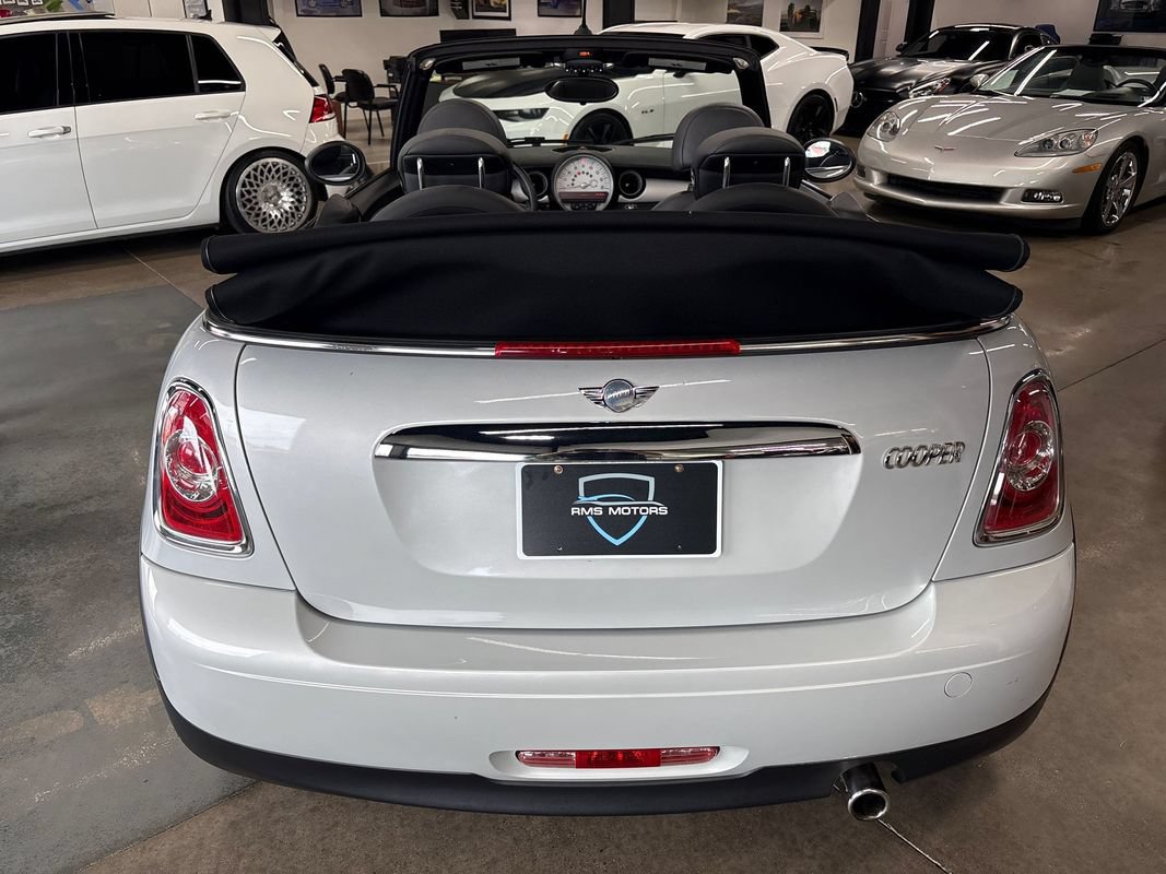 Used 2013 MINI Cooper Convertible FWD image 11