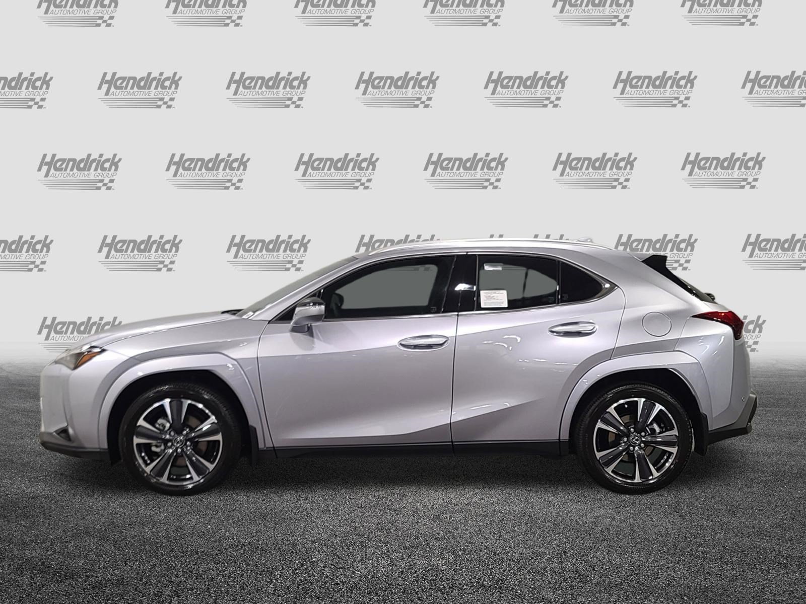 New 2026 Lexus UX 300h AWD image 10