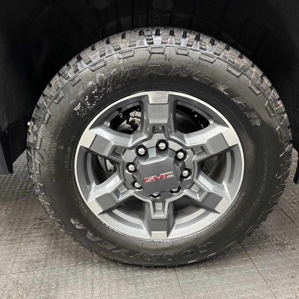 New 2026 GMC Sierra 2500 SLT image 13