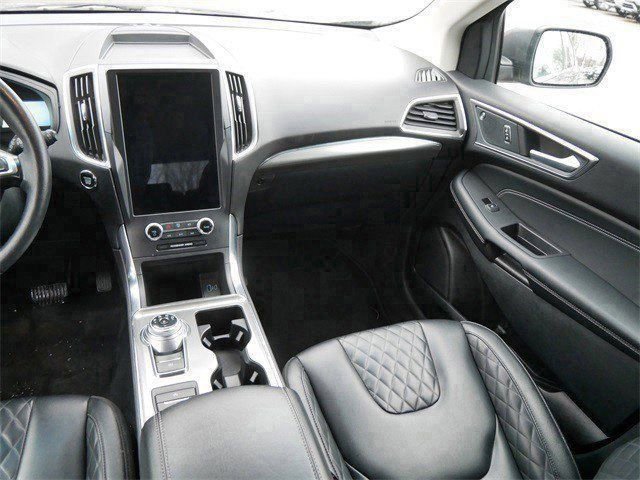 Used 2024 Ford Edge Titanium AWD/4WD image 12