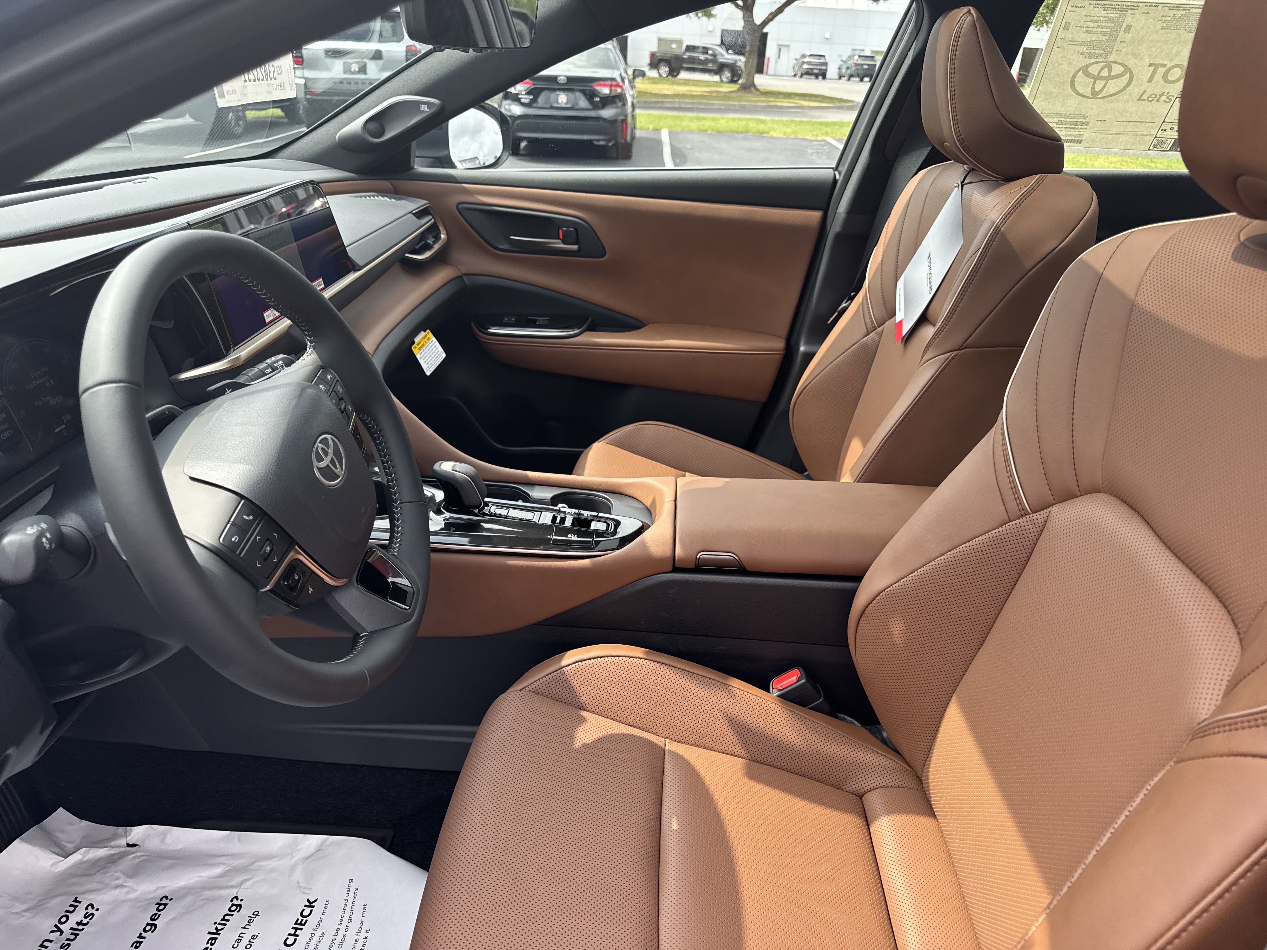 New 2025 Toyota Crown Signia w/ Advanced Technology Package AWD/4WD image 14