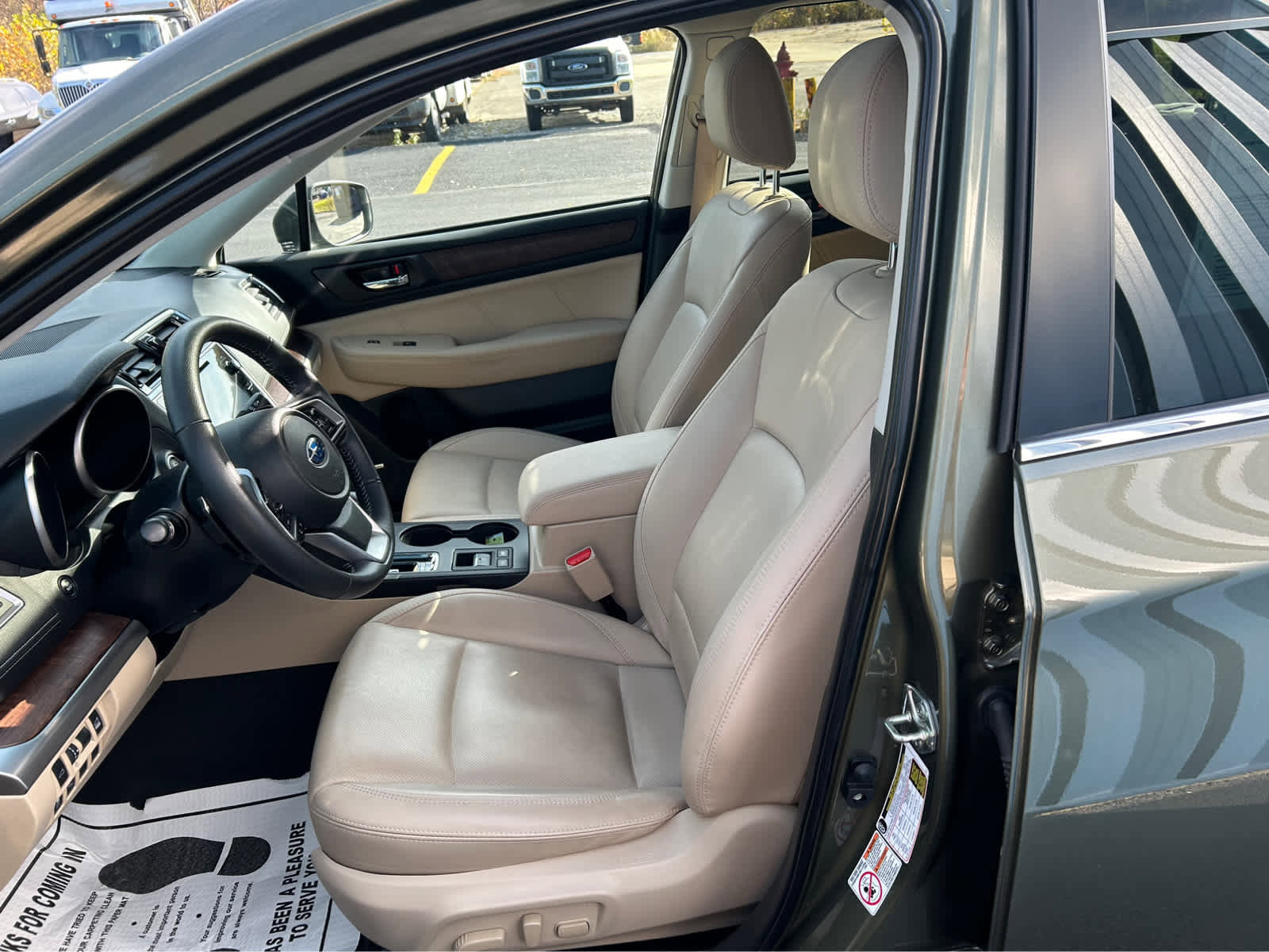 Used 2018 Subaru Outback 2.5i Limited image 10