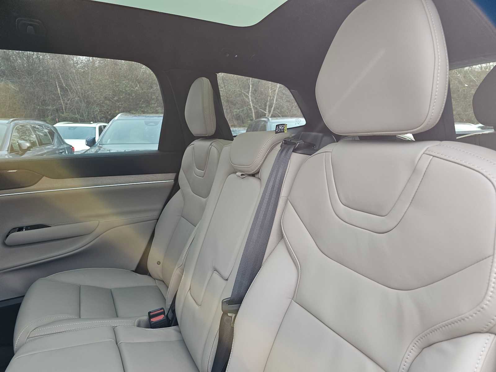 New 2026 Volvo EX90 Ultra image 20