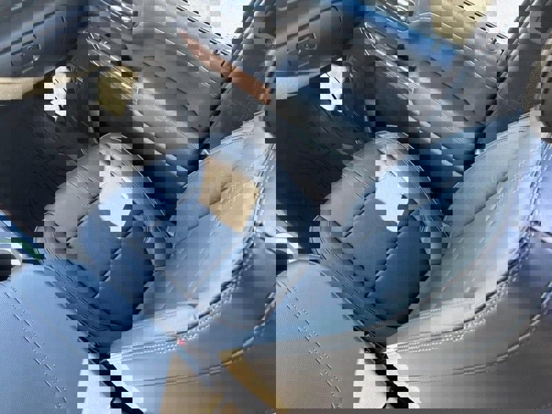 Used 2023 Chevrolet Silverado 3500 High Country image 15