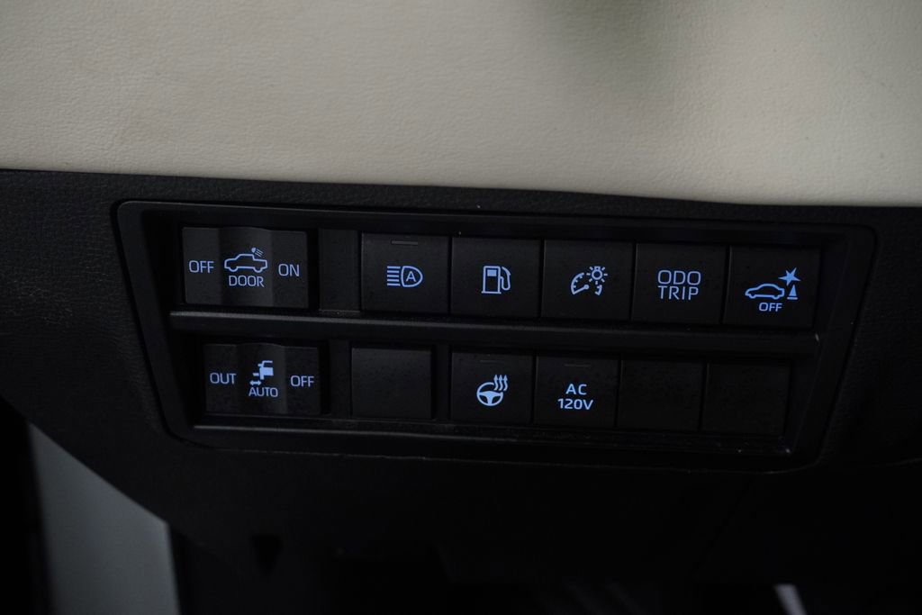 Used 2023 Toyota Tundra 1794 Edition w/ Advanced Package image 38