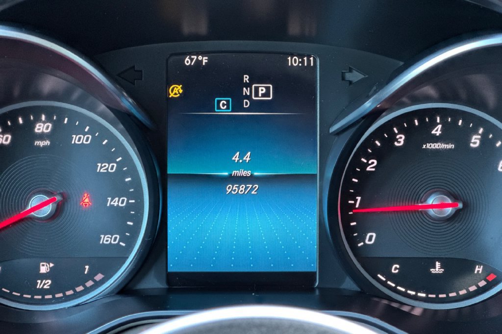 Used 2020 Mercedes-Benz GLC 300 4MATIC image 24