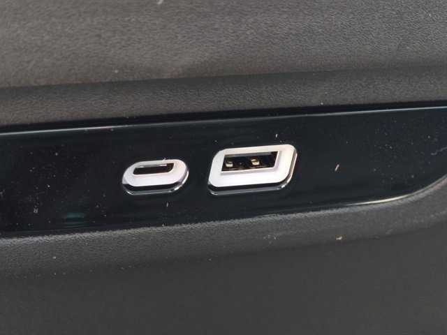 New 2026 Chrysler Pacifica Select image 17