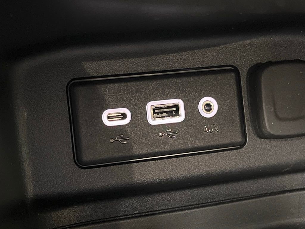 Used 2023 Chevrolet Equinox LT AWD/4WD image 23